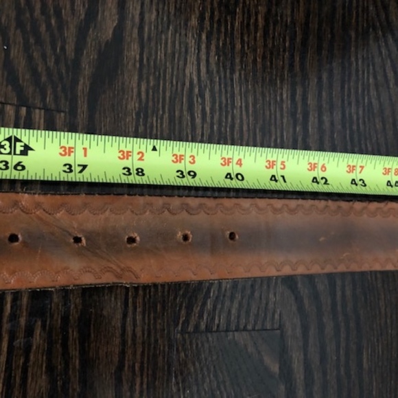 Western Leather belt hand carved wooden buckle - Picture 4 of 6